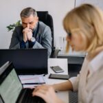 Job Hugging vs. AI: cum e reînventa cariera în 2026