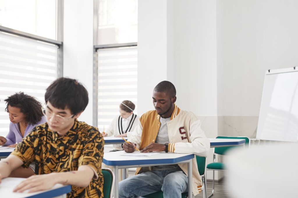 Raport OCDE October 2026: Realitatea dura a educatiei
